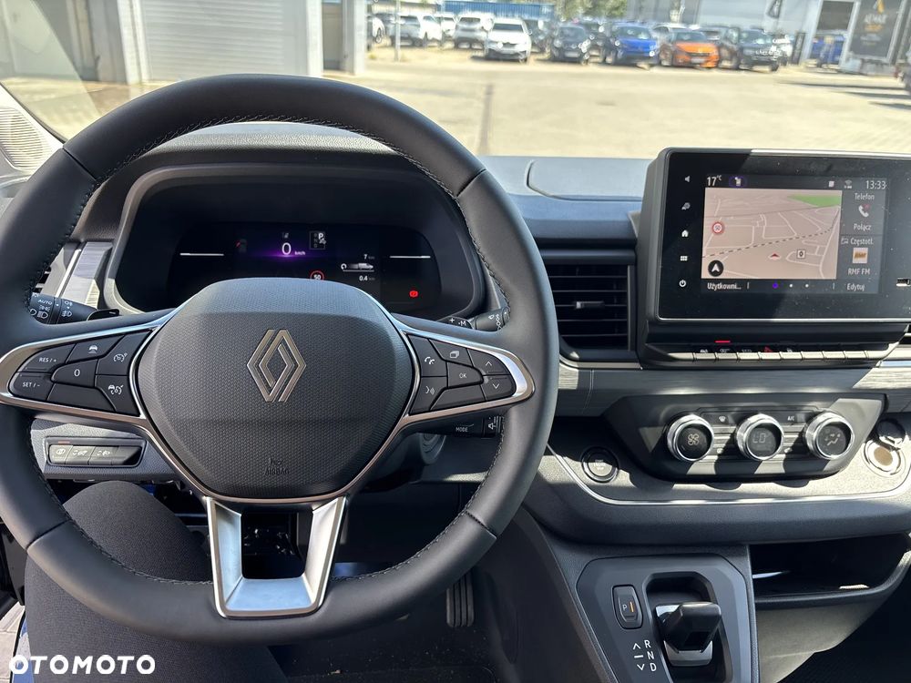 Renault Trafic - 13