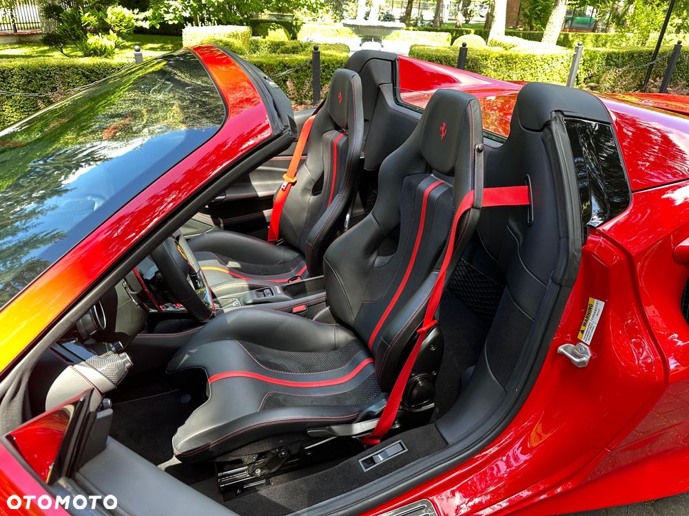 Ferrari F8 Spider Standard - 6