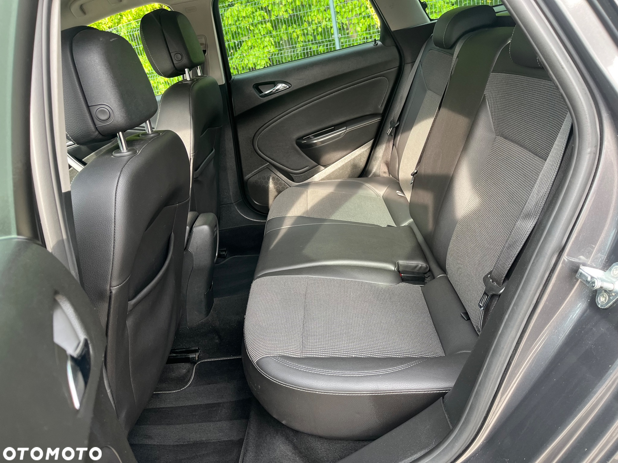 Opel Astra IV 1.7 CDTI Cosmo - 15