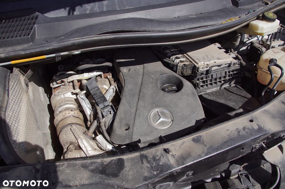 Auto na części - Mercedes Vito W447 116 CDI Lift 2.0 CDI 136 KM BlueTEC OM654 654920 725005 9147 2019R Silnik Skrzynia Drzwi Klapa Zderzak Lusterko Deska Kokpit Sterownik Moduł Czujnik Licznik Kierownica Wyświetlacz - 17