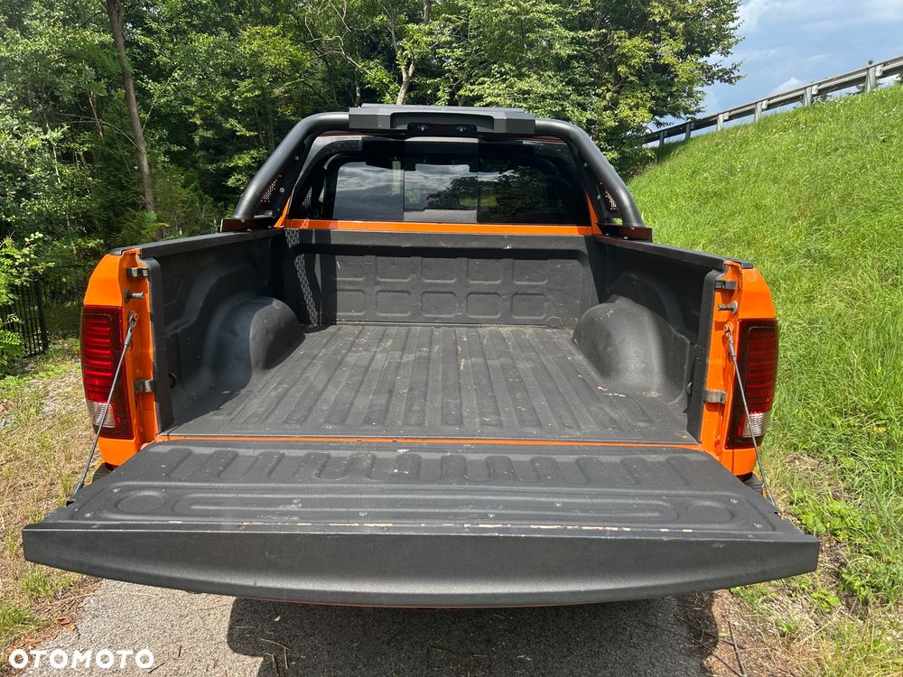 Dodge RAM - 8