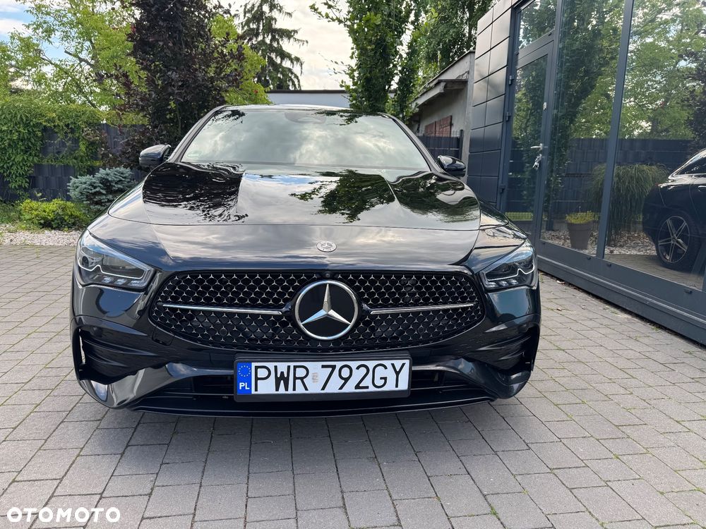 Mercedes-Benz CLA 200 d AMG Line 8G-DCT - 3