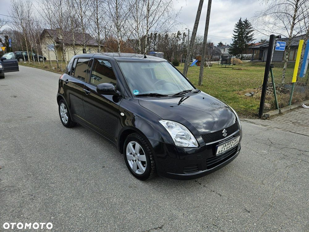 Suzuki Swift - 3