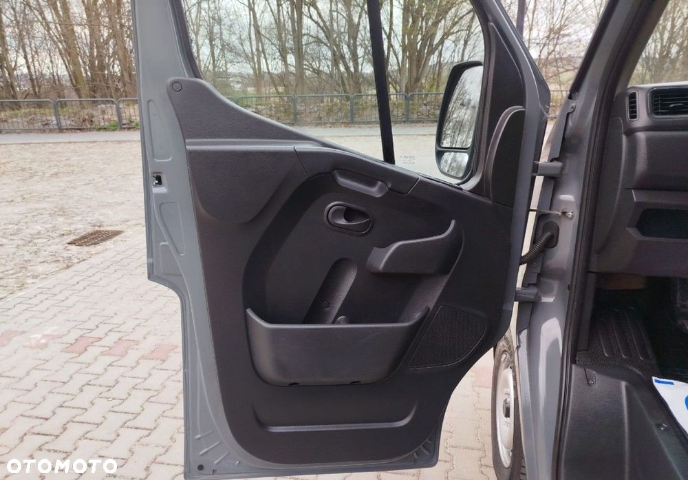 Renault Master - 10