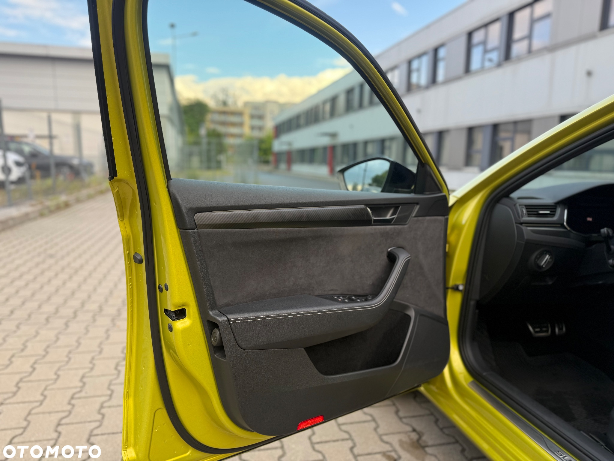 Skoda Superb 1.5 TSI iV DSG Sportline - 12