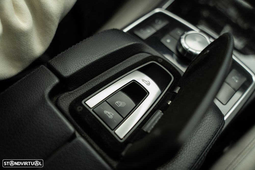 Mercedes-Benz E 220 - 15