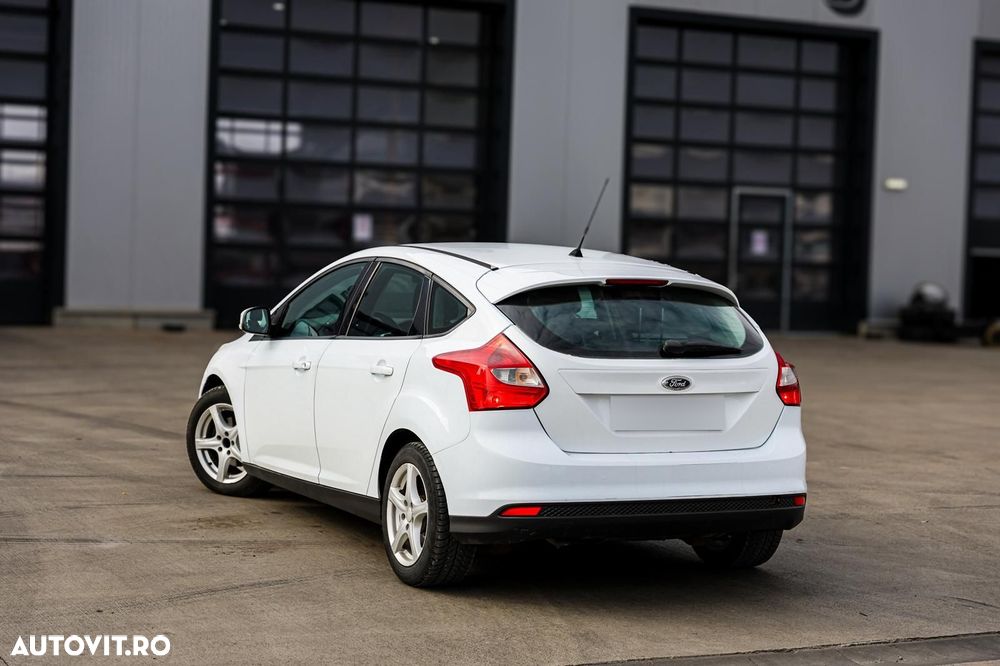 Ford Focus - 2
