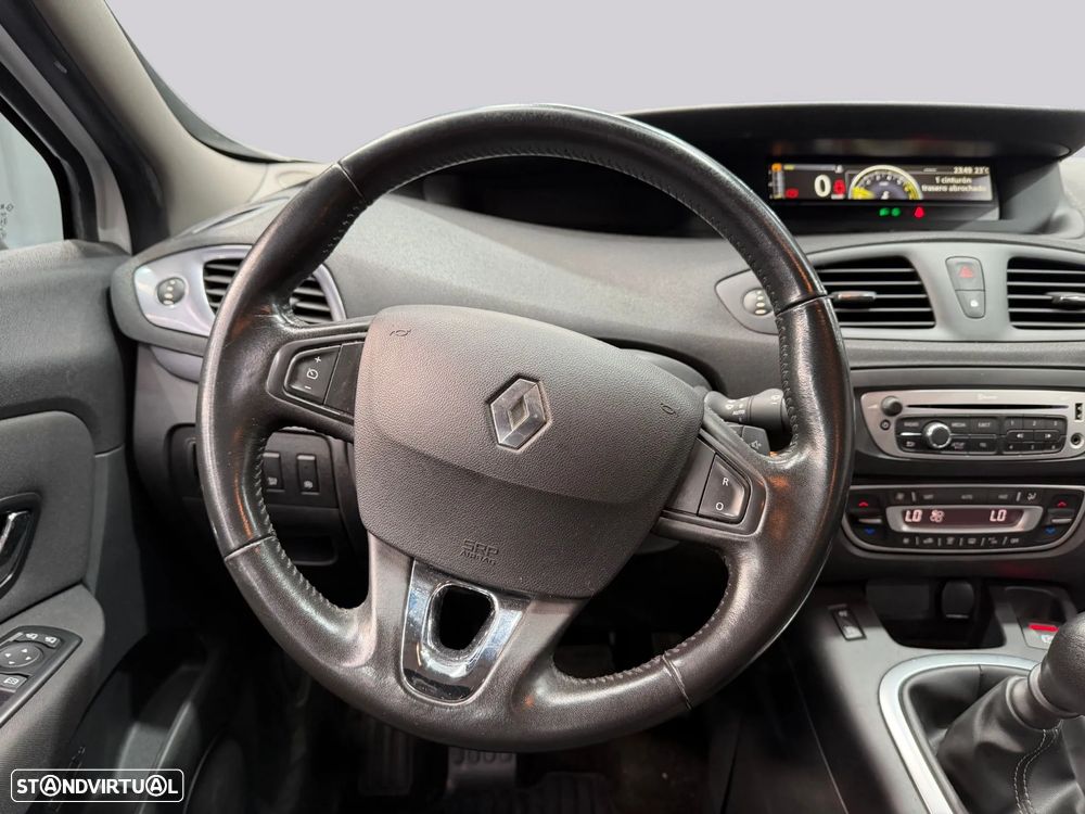 Renault Scénic 1.2 TCE Sport SS - 24