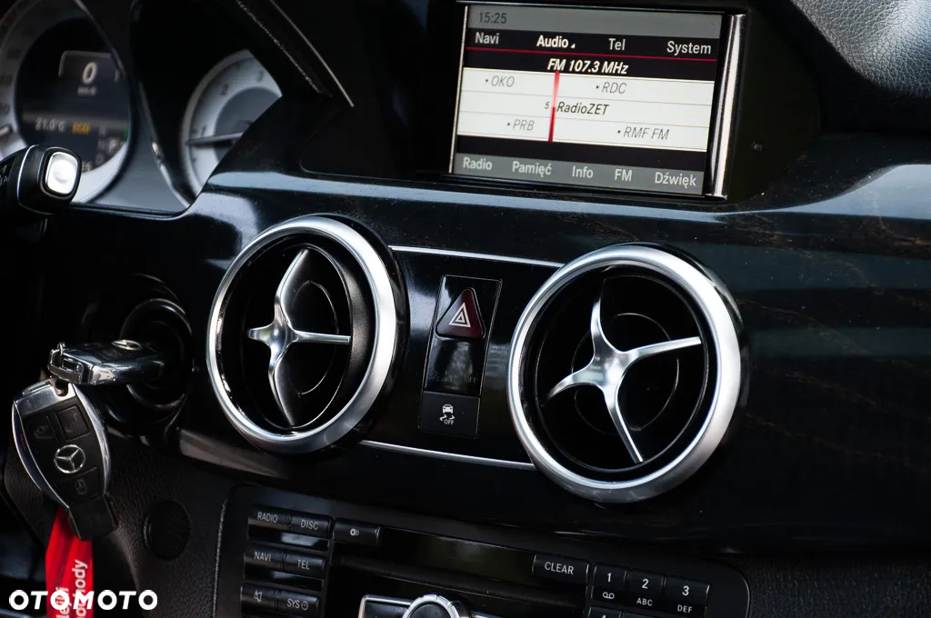 Mercedes-Benz GLK 220 CDI 4Matic (BlueEFFICIENCY) 7G-TRONIC - 33