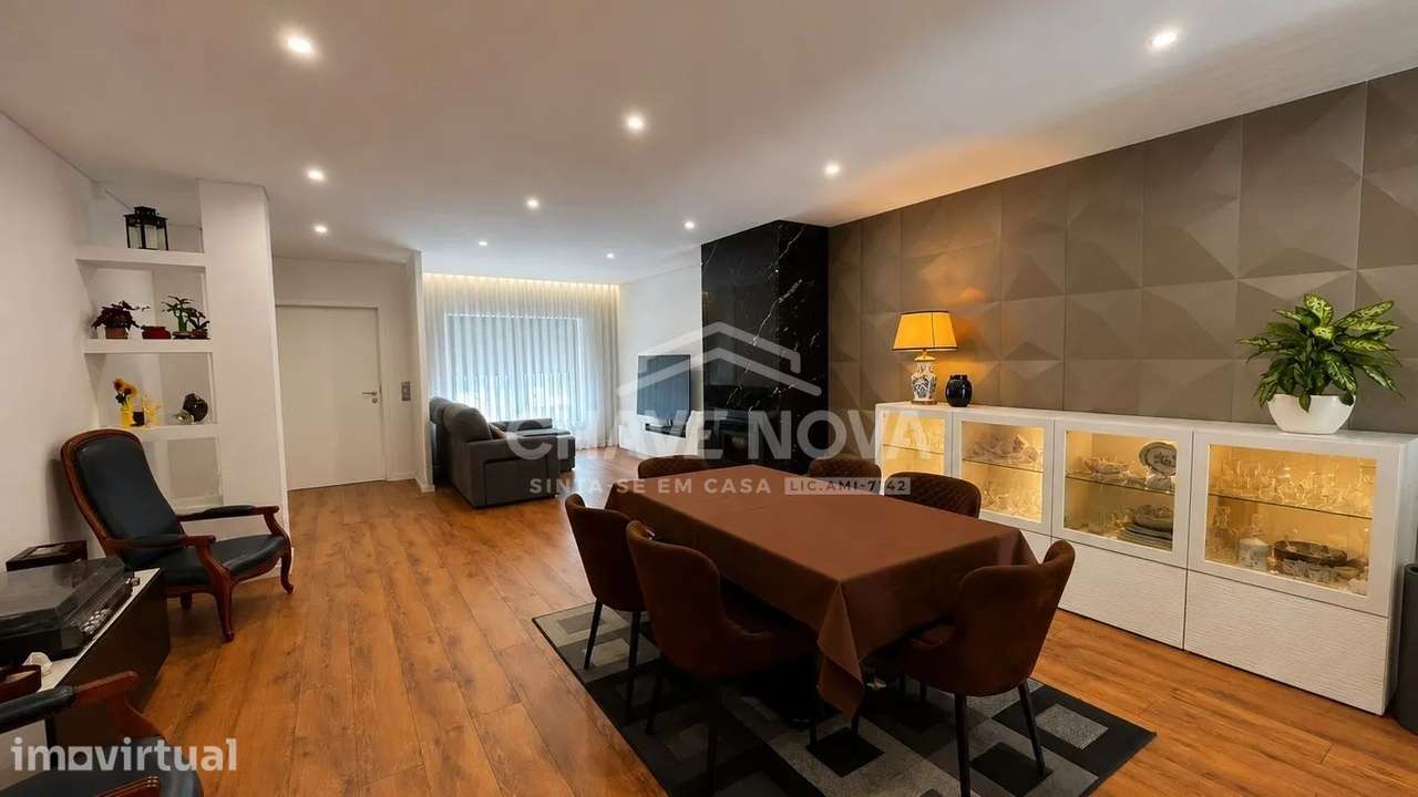 Excelente Apartamento Moradia T3 em São Romão do Coronado, Maia - Grande imagem: 3/21