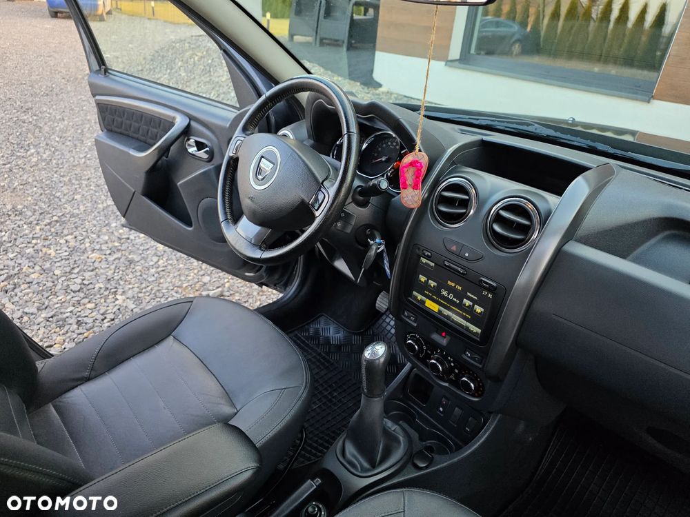 Dacia Duster SCe 115 4x2 Prestige - 27