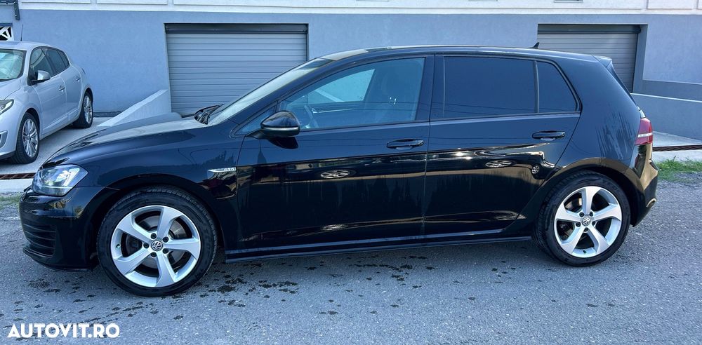 Volkswagen Golf 2.0 TDI DPF BMT DSG GTD - 2