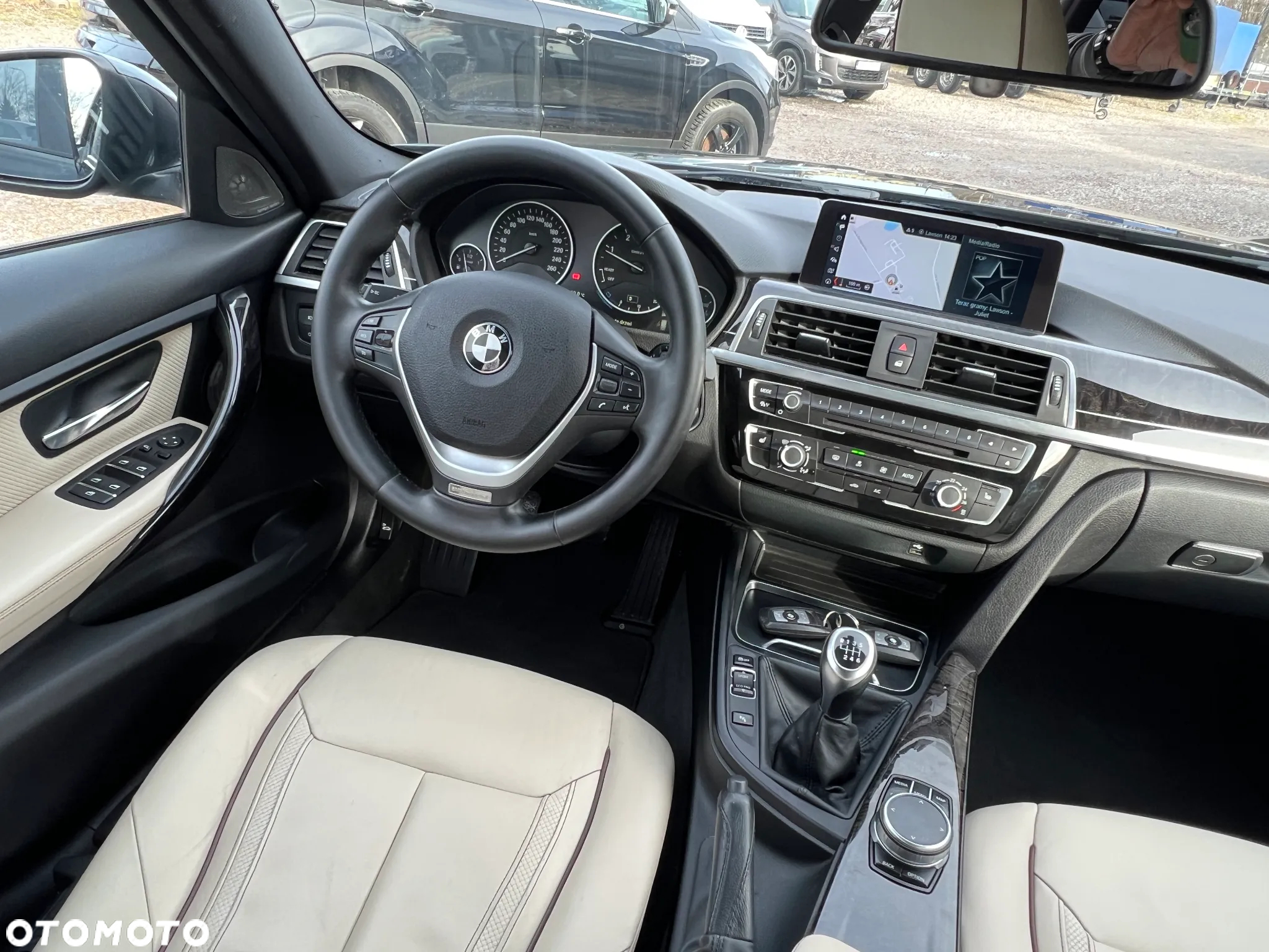 BMW Seria 3 318d Touring Sport Line - 19