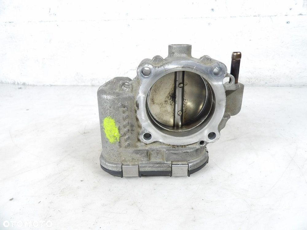 JAGUAR XF II 2.0T PRZEPUSTNICA H4P3-9F991-AA - 2