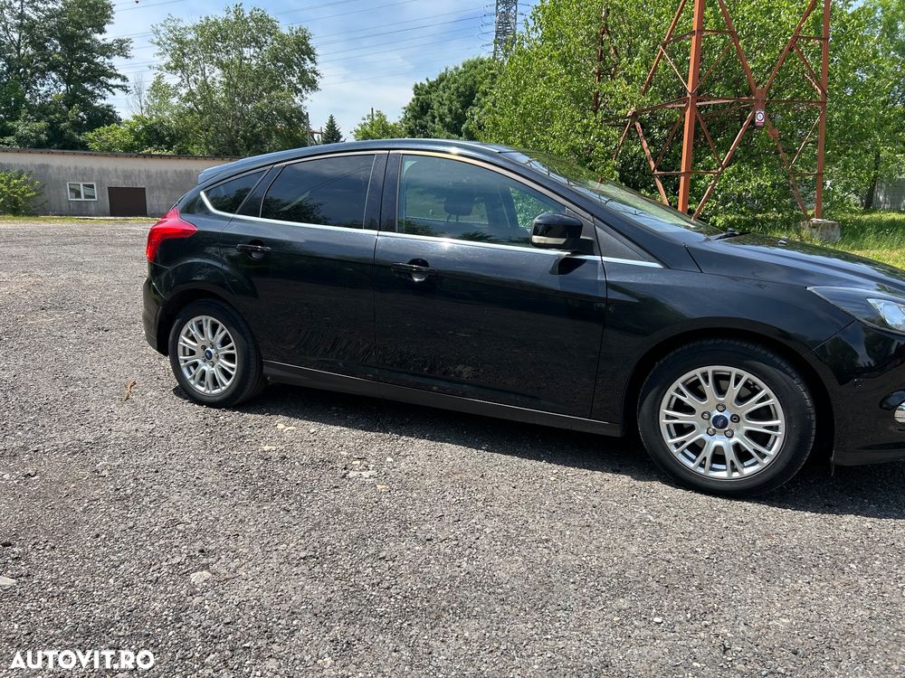 Ford Focus 1.6 EcoBoost Start Stop Titanium - 9