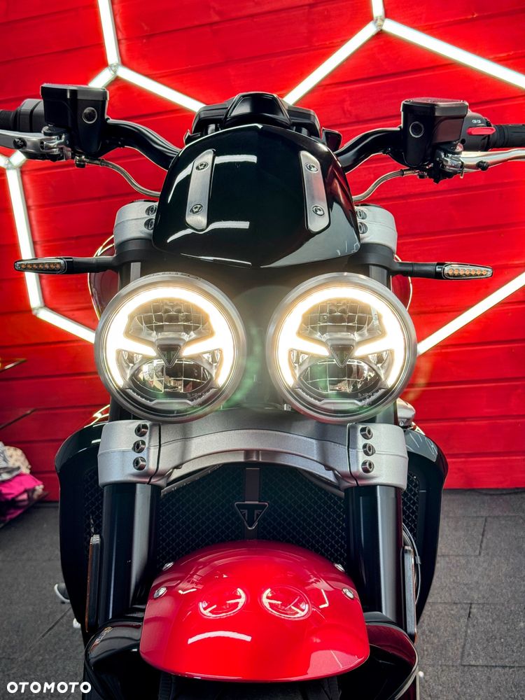 Triumph Rocket - 6