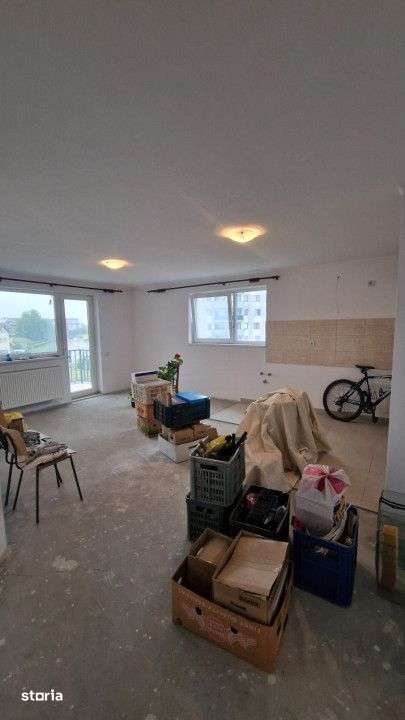 Apartament cu 3 camere, 70mp utili, parcare sub, Dambul R — fotografia 1