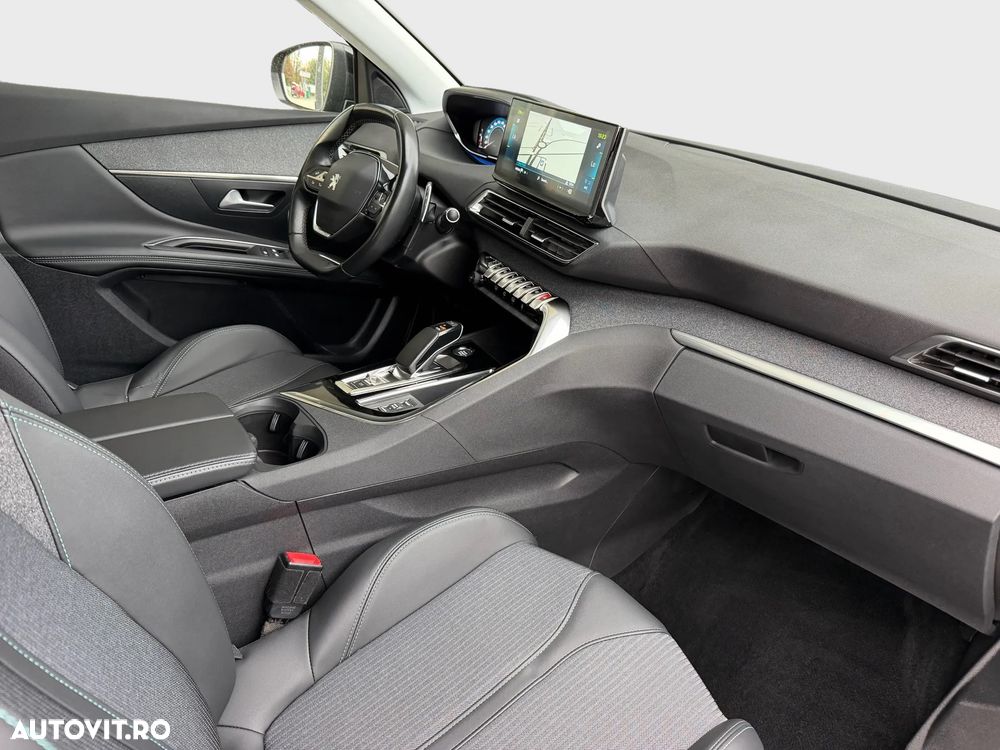 Peugeot 3008 PHEV 225 EAT8 Allure Pack - 7