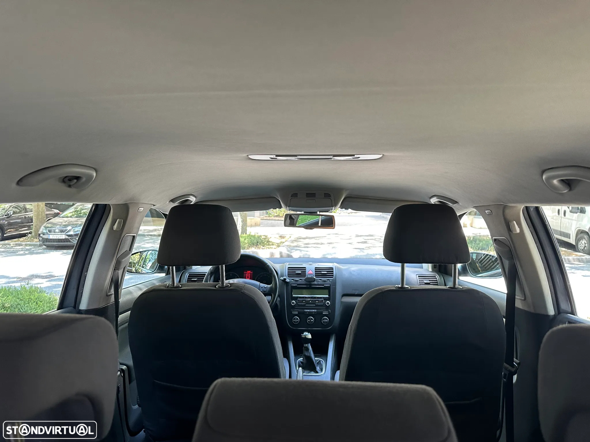 VW Golf Variant 2.0 TDi Confortline - 27