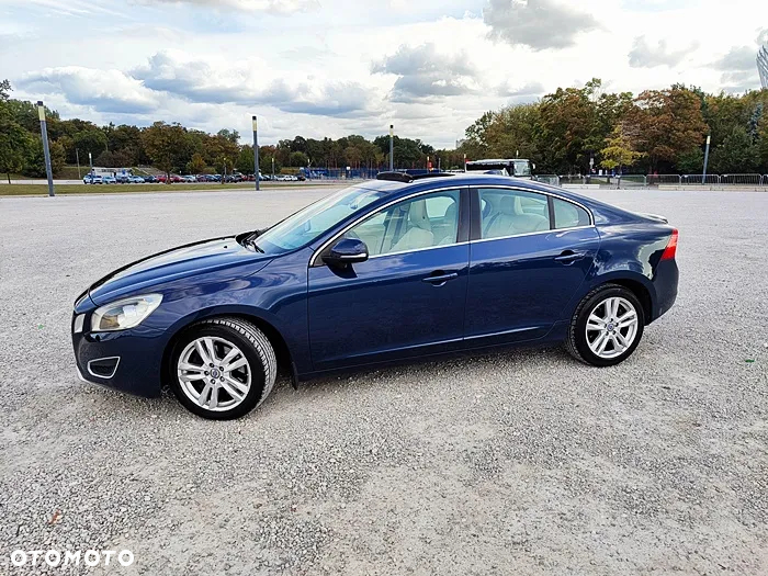 Volvo S60 2.5 T5 - 4
