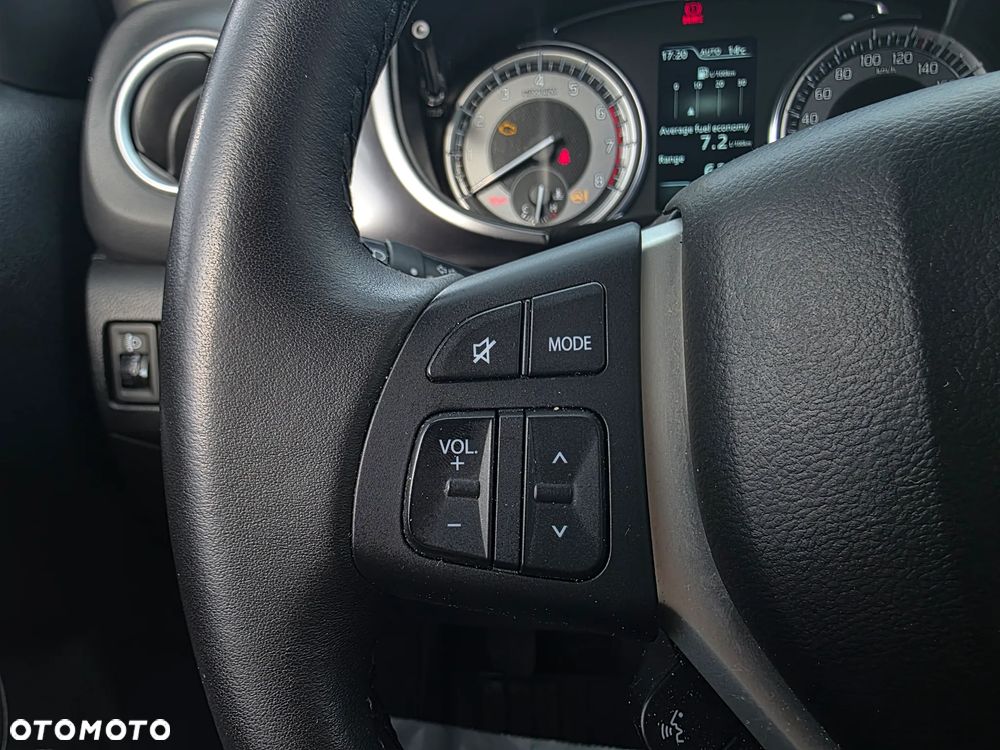 Suzuki Vitara 1.4 Boosterjet Premium 4WD - 27
