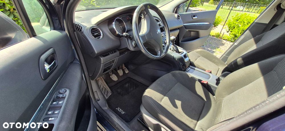 Peugeot 5008 - 7