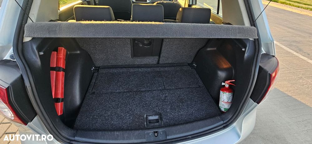 Volkswagen Golf 1.6 Comfortline - 10