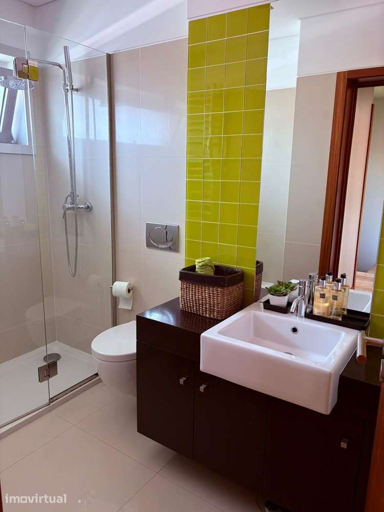 Moradia T4 Isolada com Piscina em Matosinhos - Grande imagem: 3/12