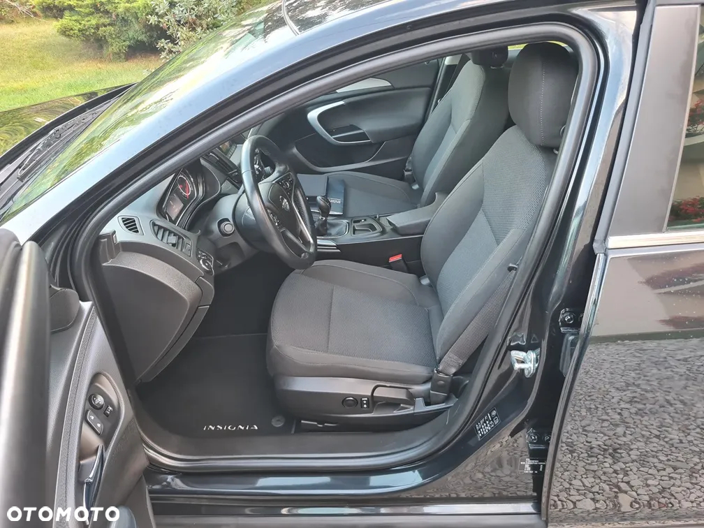 Opel Insignia 1.4 T Edition S&S - 13