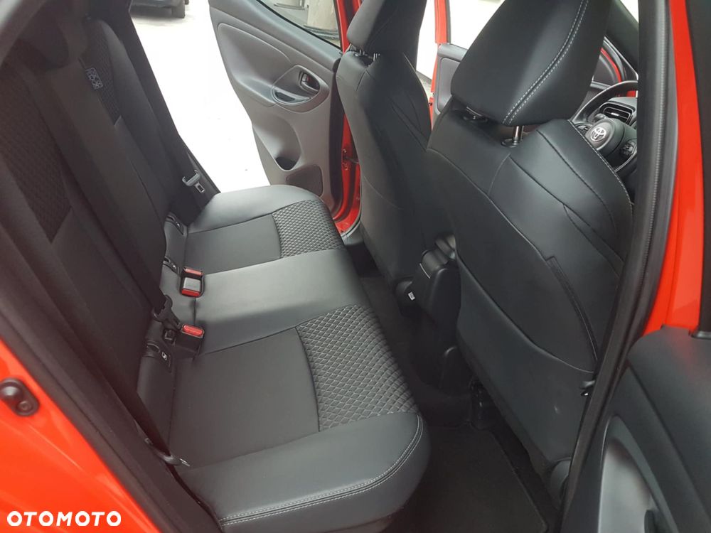 Toyota Yaris Hybrid 1.5 Executive - 9