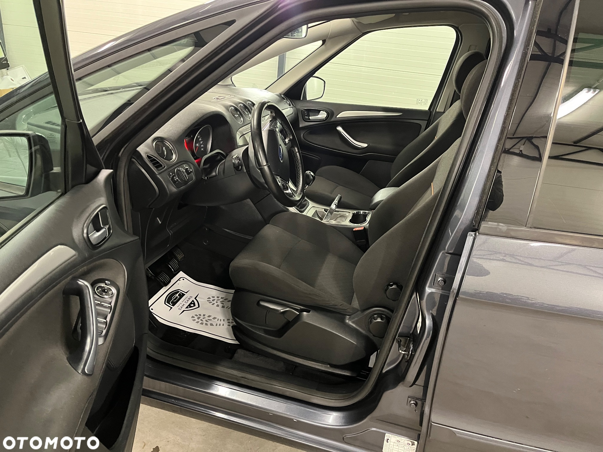 Ford S-Max 1.8 TDCi Trend - 16