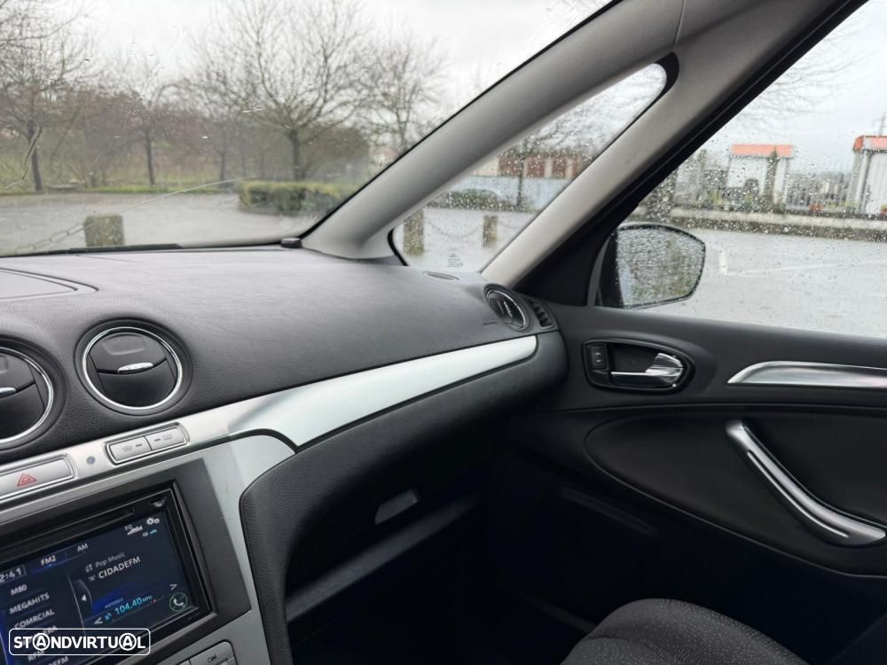 Ford S-Max 1.8 TDCi Titanium 7L - 11
