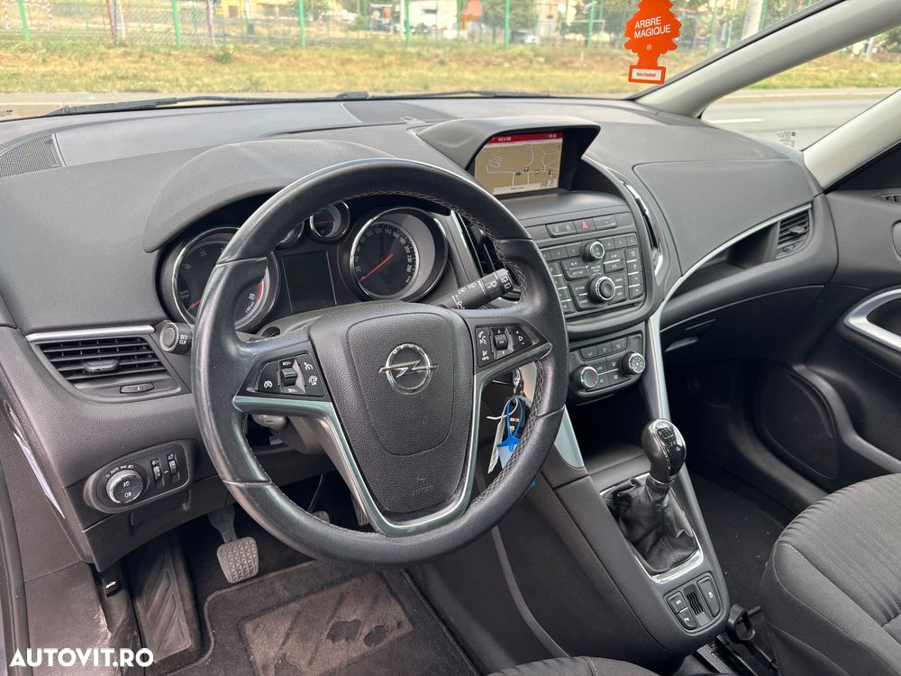 Opel Zafira - 7