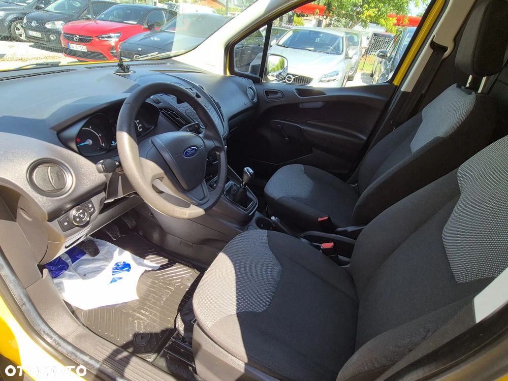 Ford TRANSIT COURIER - 34