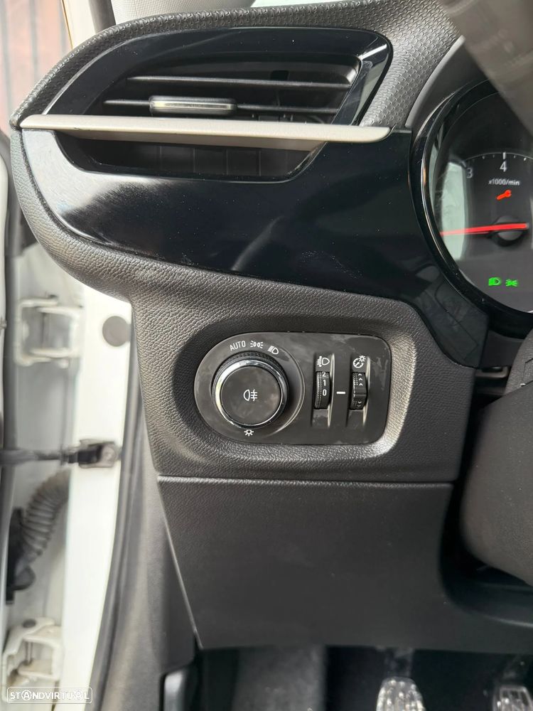 Opel Corsa 1.2 Direct Injection Turbo S&S Edition - 20