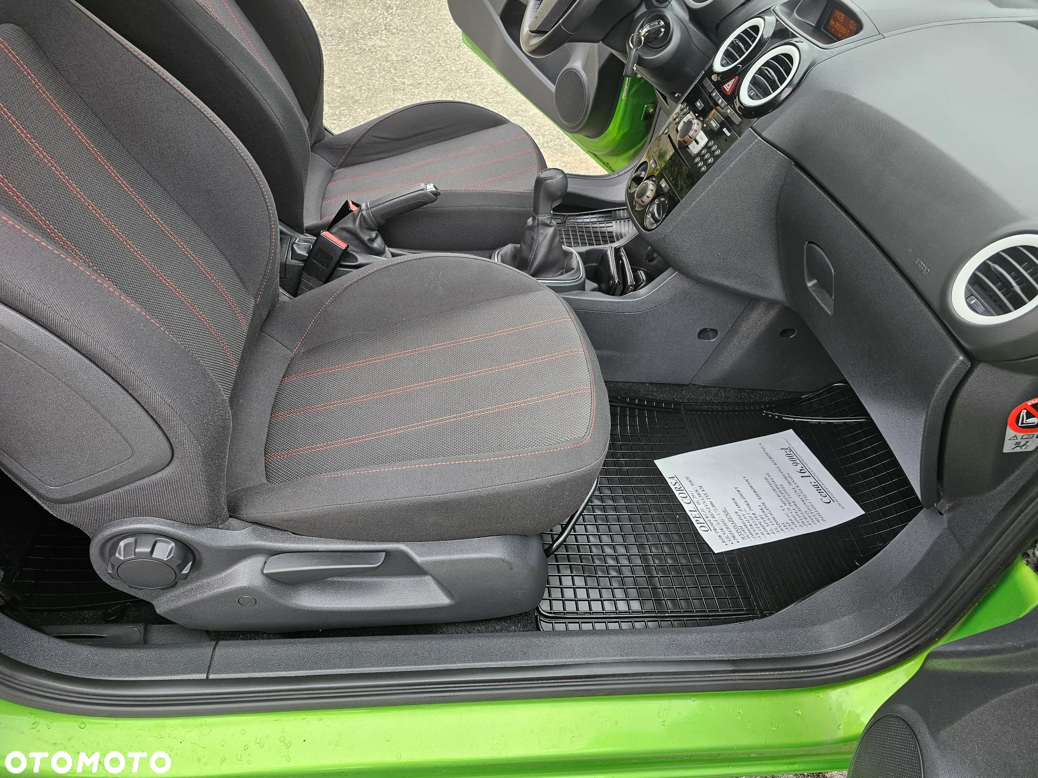 Opel Corsa 1.4 16V Color Edition - 5