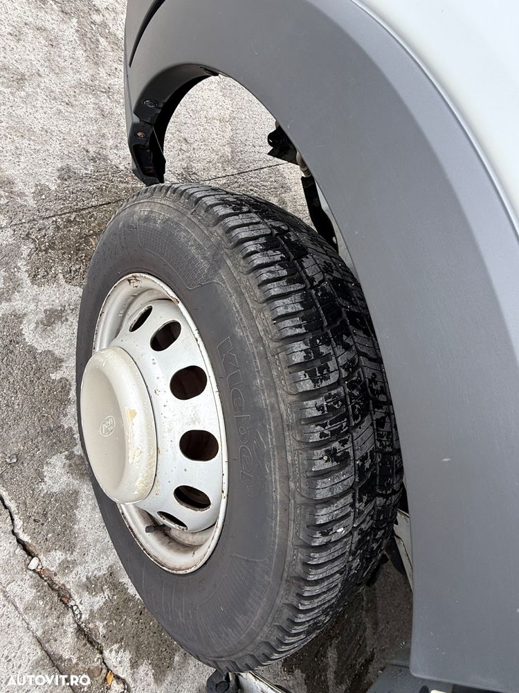 Ford Transit - 22