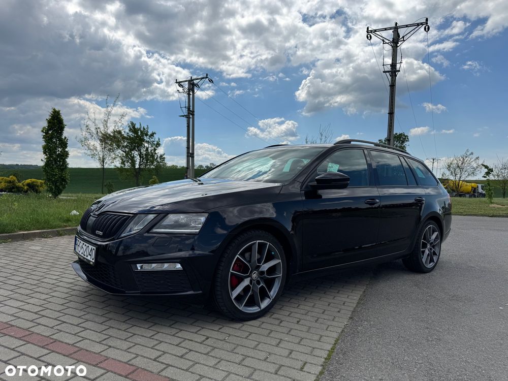 Skoda Octavia 2.0 TDI SCR RS DSG - 2