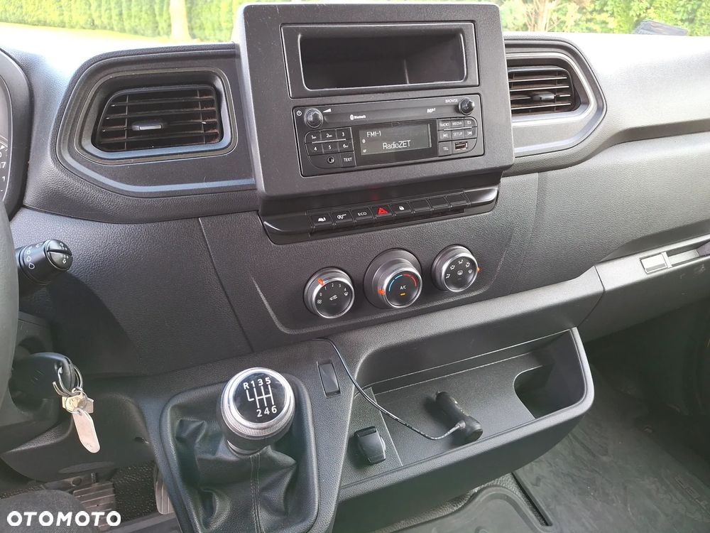 Renault Master 2.3 D  145 KM Salon PL - 22