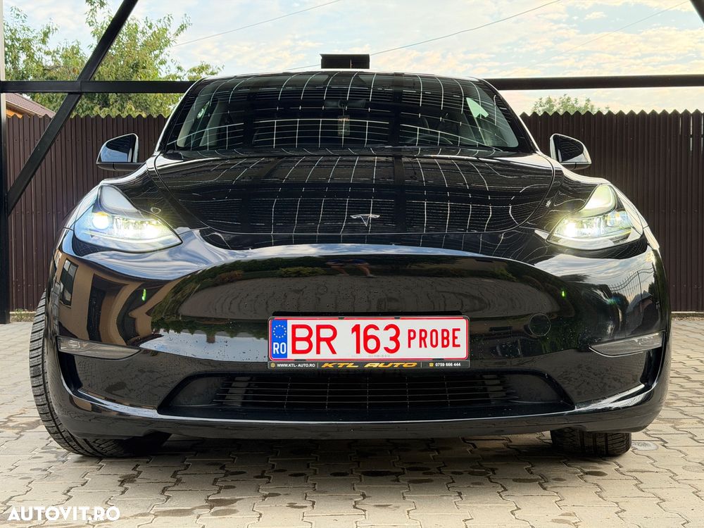 Tesla Model Y 2023 photo 3