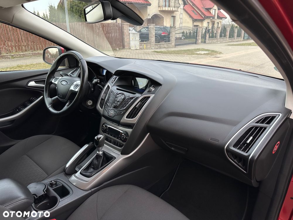 Ford Focus 1.0 EcoBoost Titanium - 18