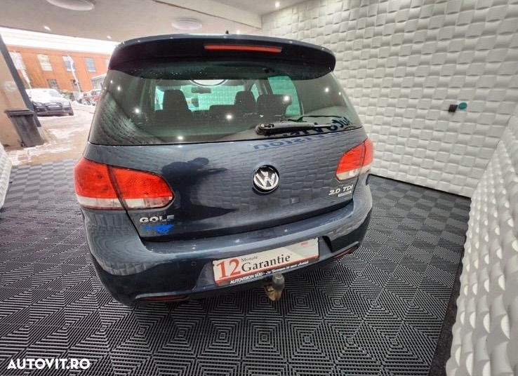 Volkswagen Golf 2.0 TDI DPF BlueMotion Technology DSG MATCH - 2