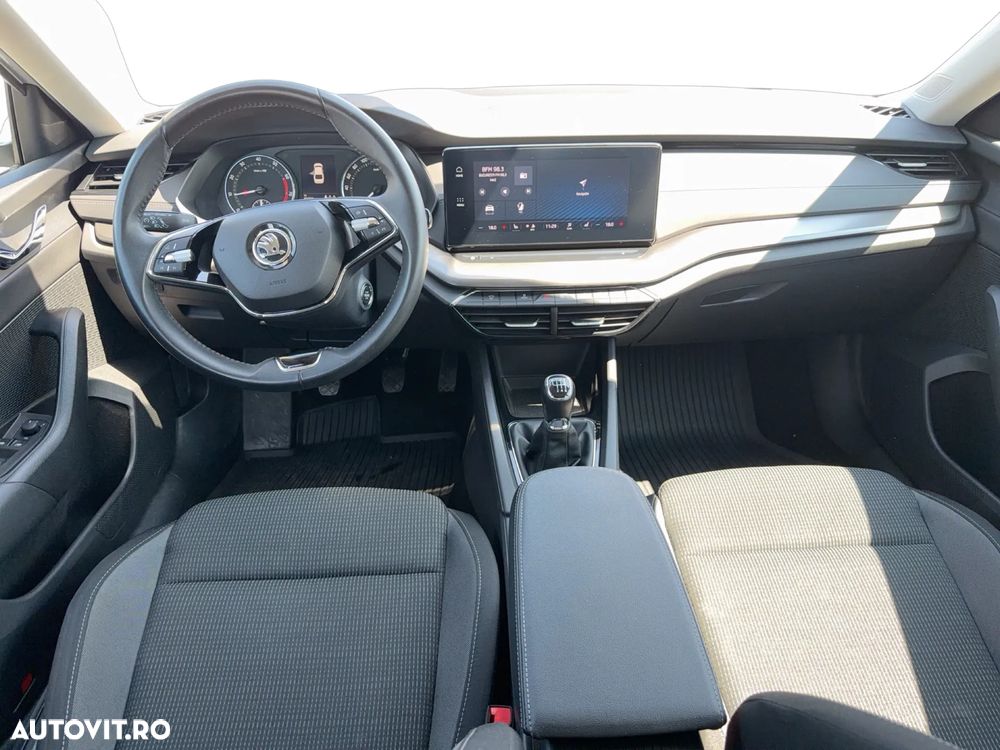 Skoda Octavia 1.5 TSI Ambition - 11