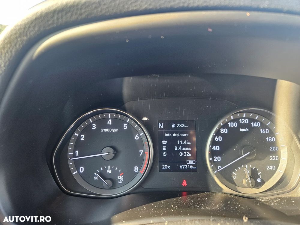 Hyundai i30 1.5 T-GDI 160CP MHEV 5DR M/T Highway - 7