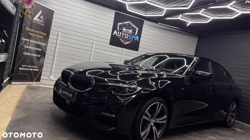 BMW Seria 3 320d xDrive M Sport Shadow sport - 26