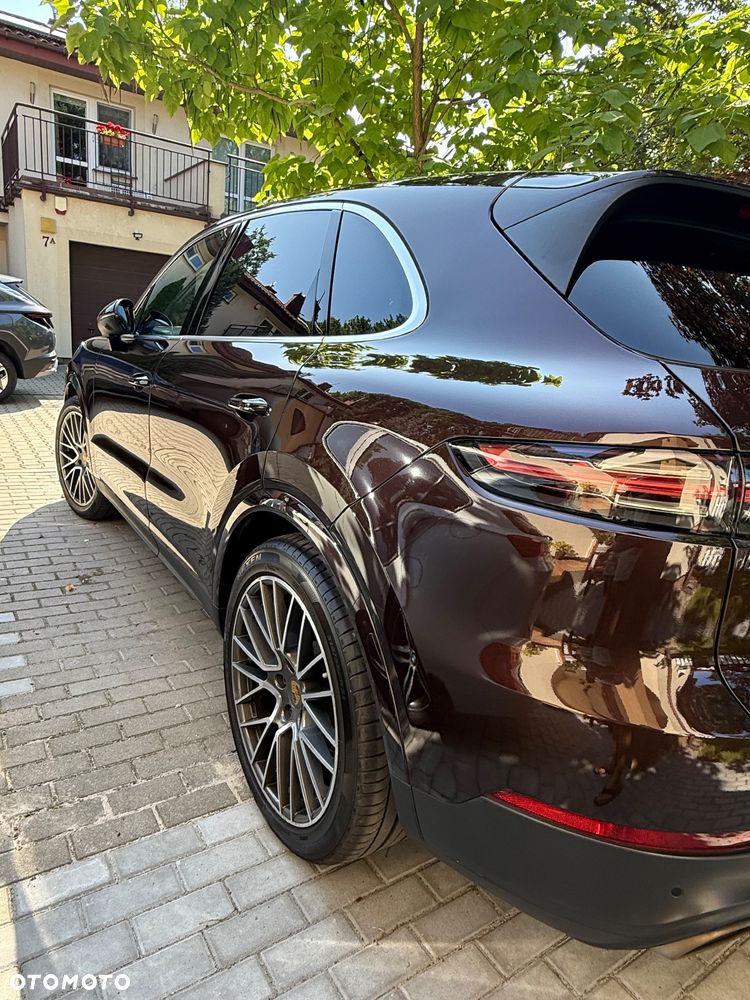 Porsche Cayenne Standard - 21