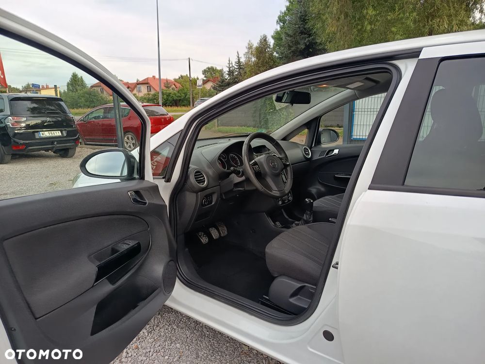 Opel Corsa 1.4 16V Active - 11
