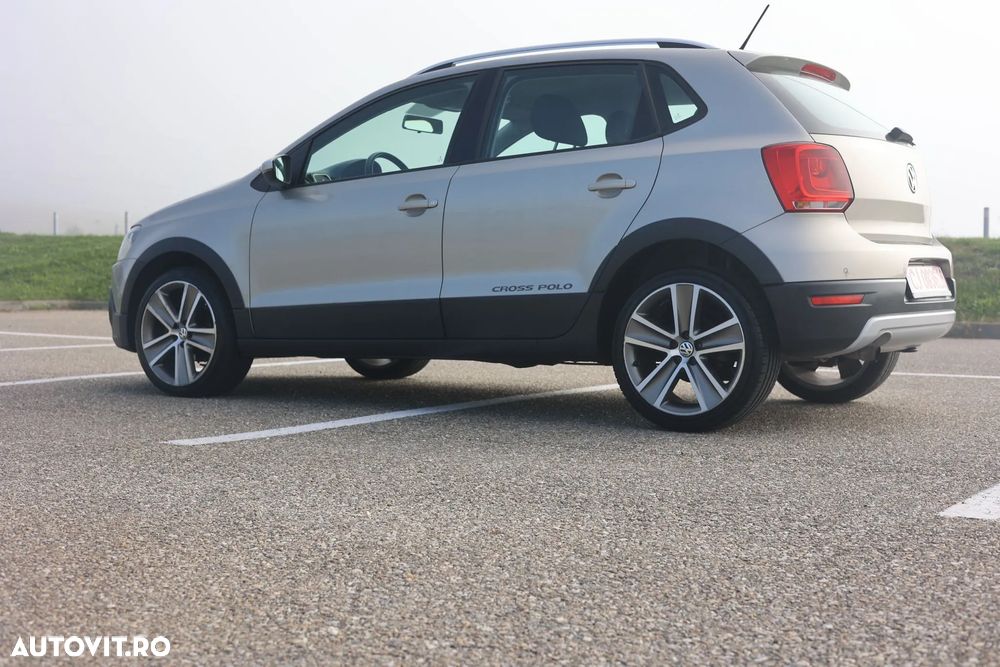 Volkswagen Polo 1.2 TSI Cross - 4
