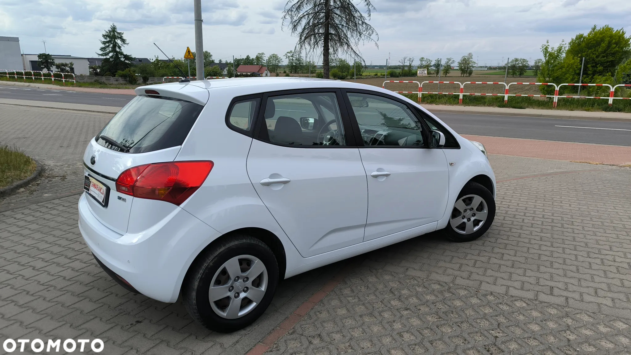 Kia Venga 1.4 CVVT Attract - 5