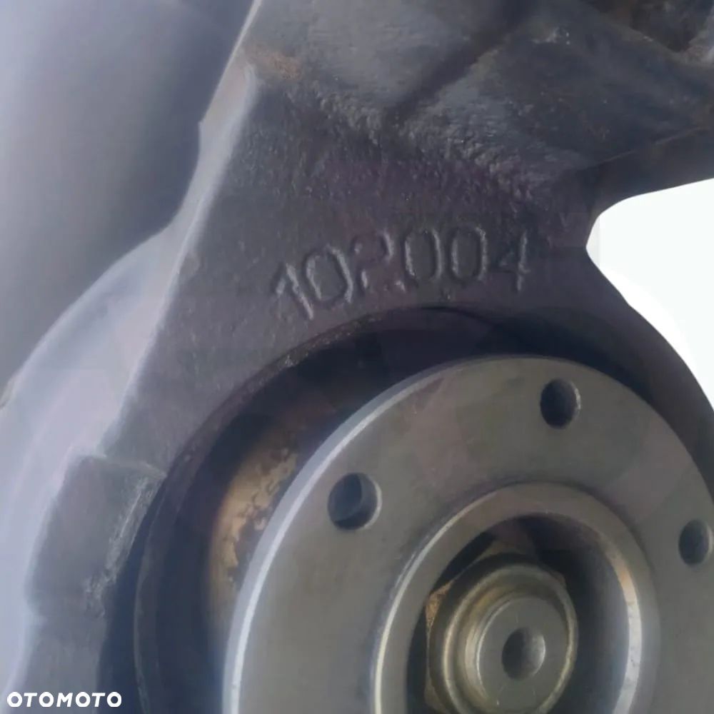 Zwolnica kompletna Dana 303073 303074 V31790910 Valtra 8400 - 13